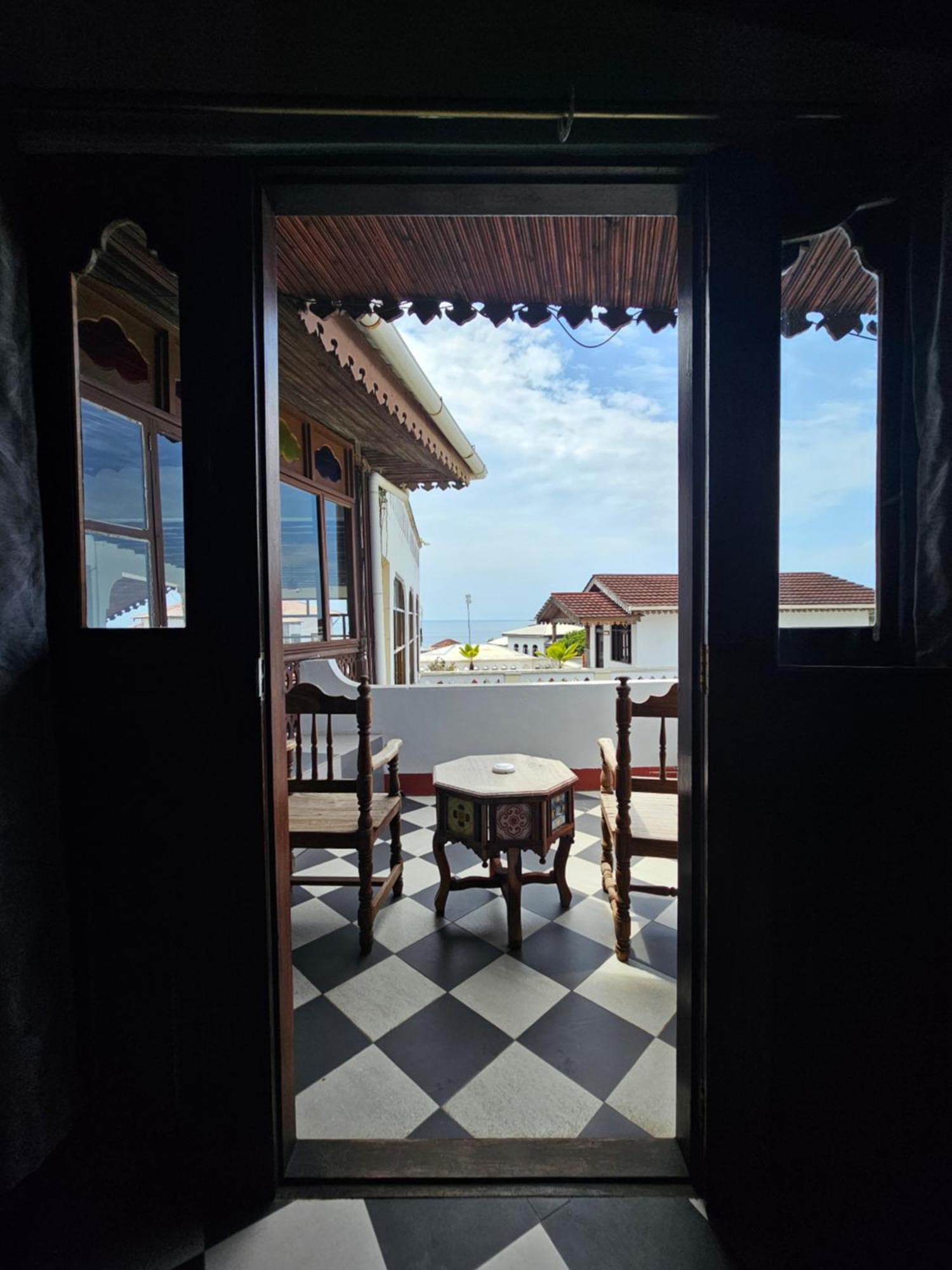 Hotel Dhow Palace